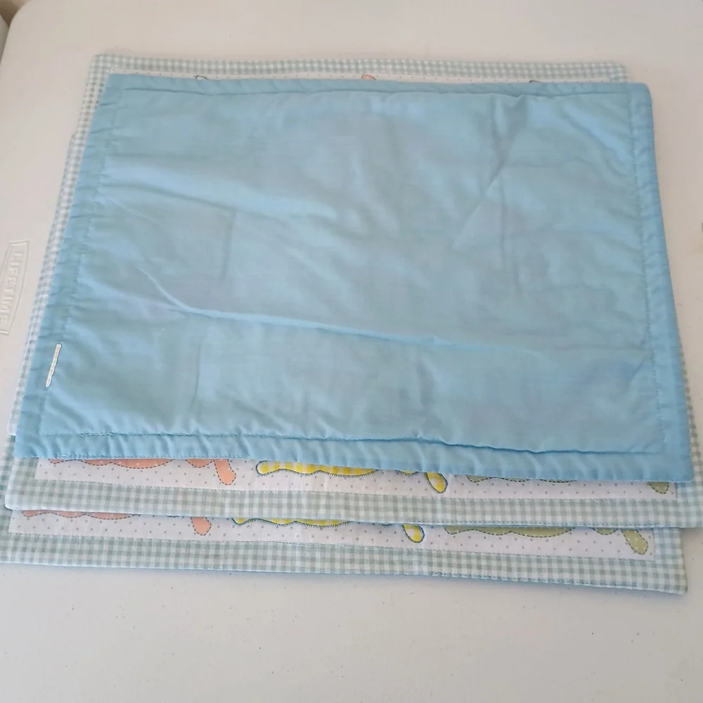 Set Of 4 Blossoms & Blooms? All Over Bunny Rabbit Blue Gingham Spring Placemats